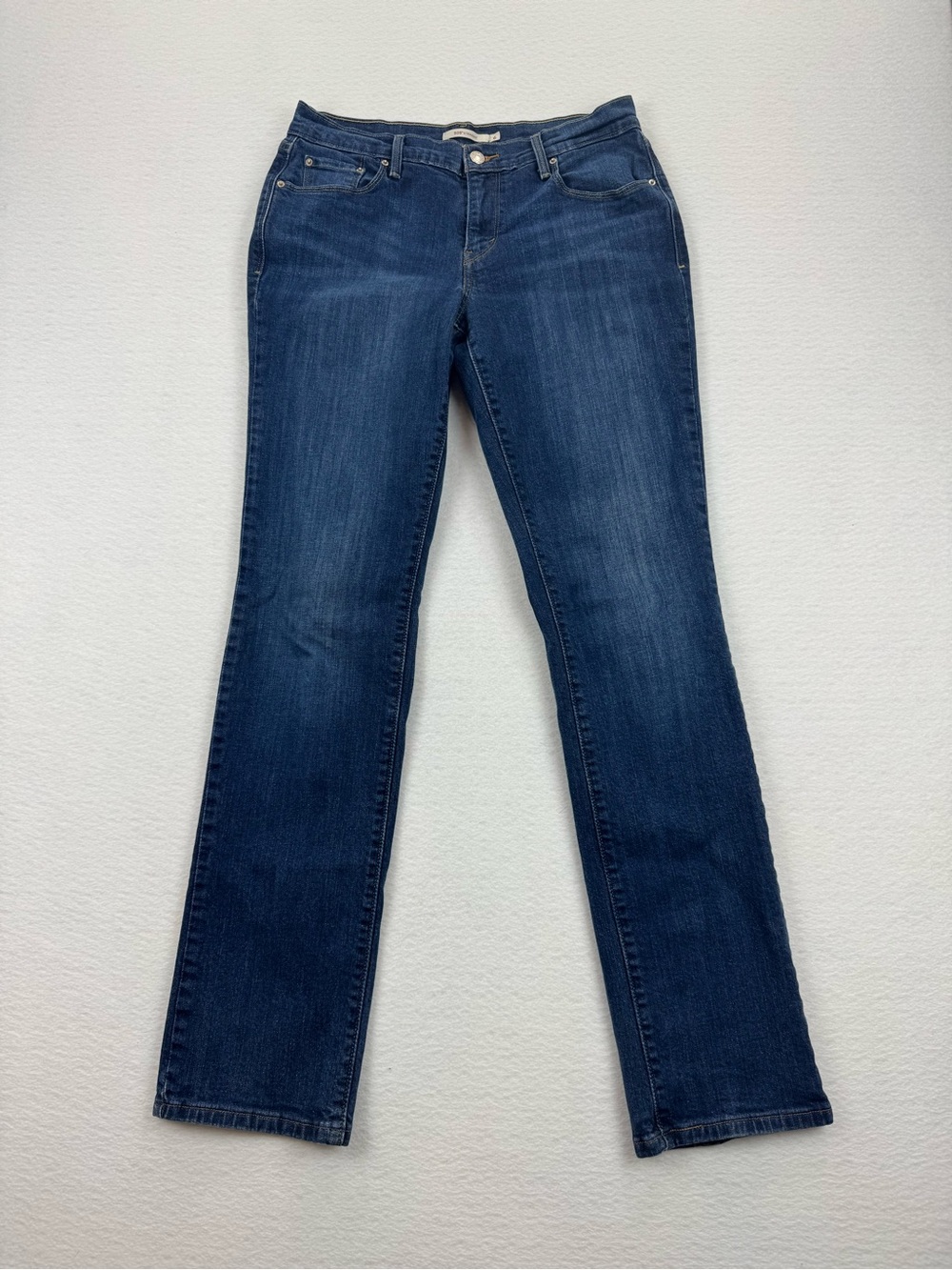 Levi’s 505 Straight Leg Jeans Women’s Size 6 Medium Wash Blue Denim